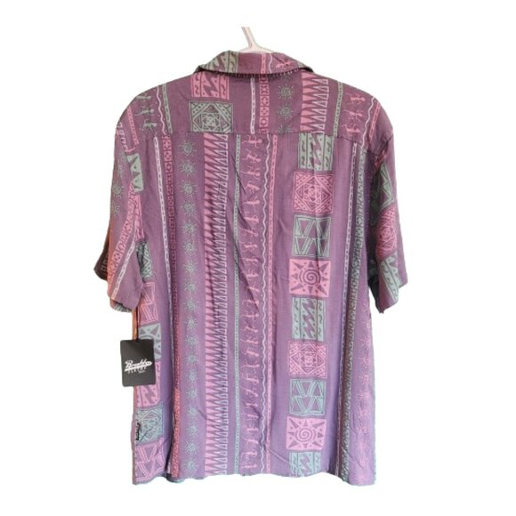 Retro inspired light button up shirt - Picture 2 of 2